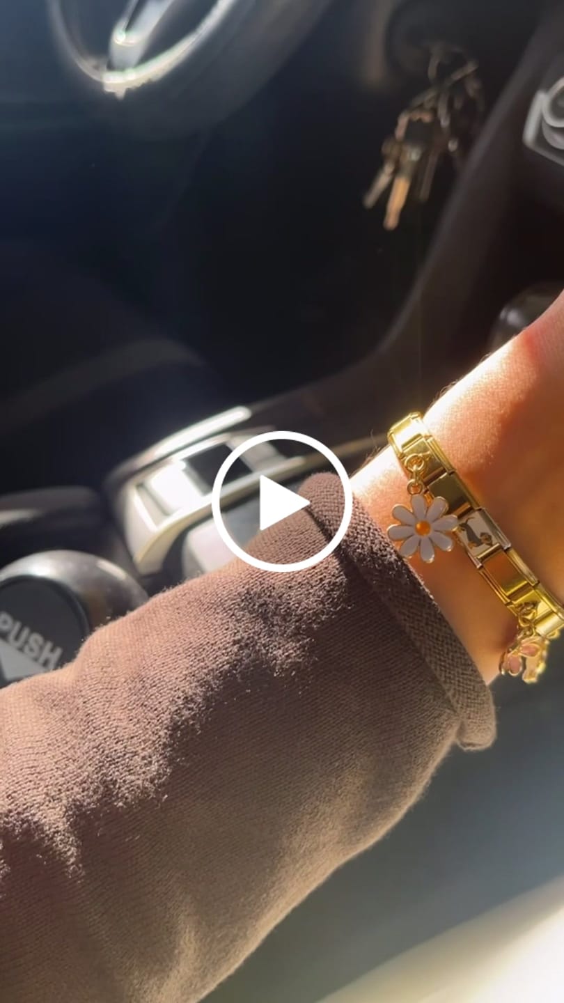Customer video review of Charm Flor rosa