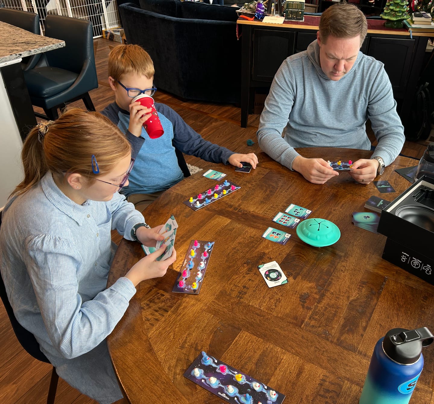 Customer photo review of Abducktion Base Game + IntergalacDuck Expansion (ships inside main box!)