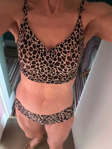 Customer photo review of Besque® Magic Body Oil - 100ml