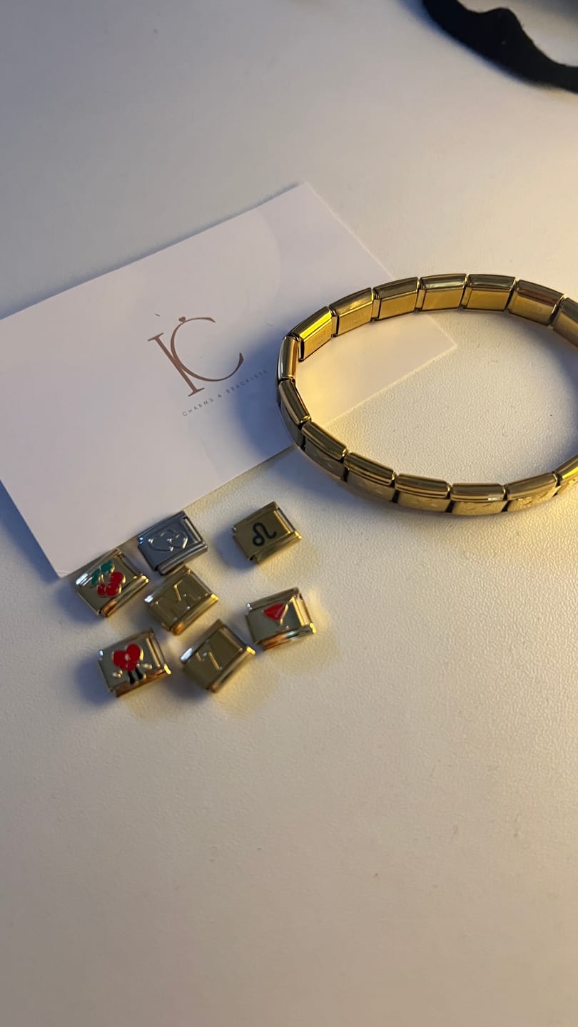 Customer photo review of Charm Número 7