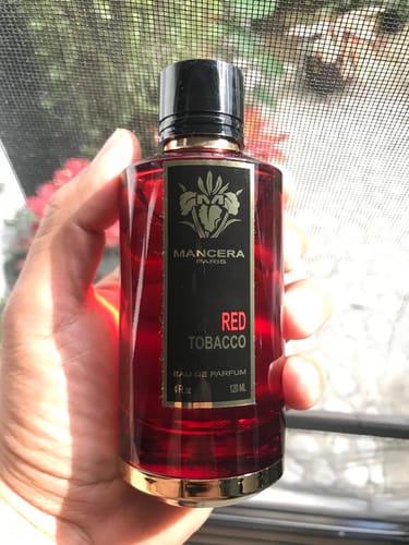 Reseña con foto de un cliente sobre Perfume Mancera Paris Red Tobacco 120ml EDP