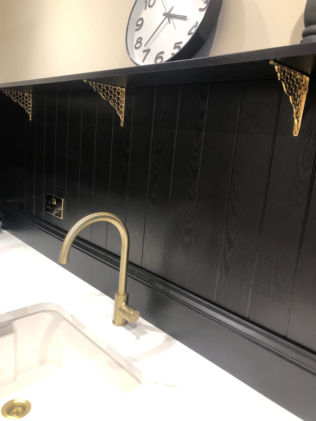 Customer photo review of 6 x 5 Inch Honeycomb Brass Shelf Bracket
