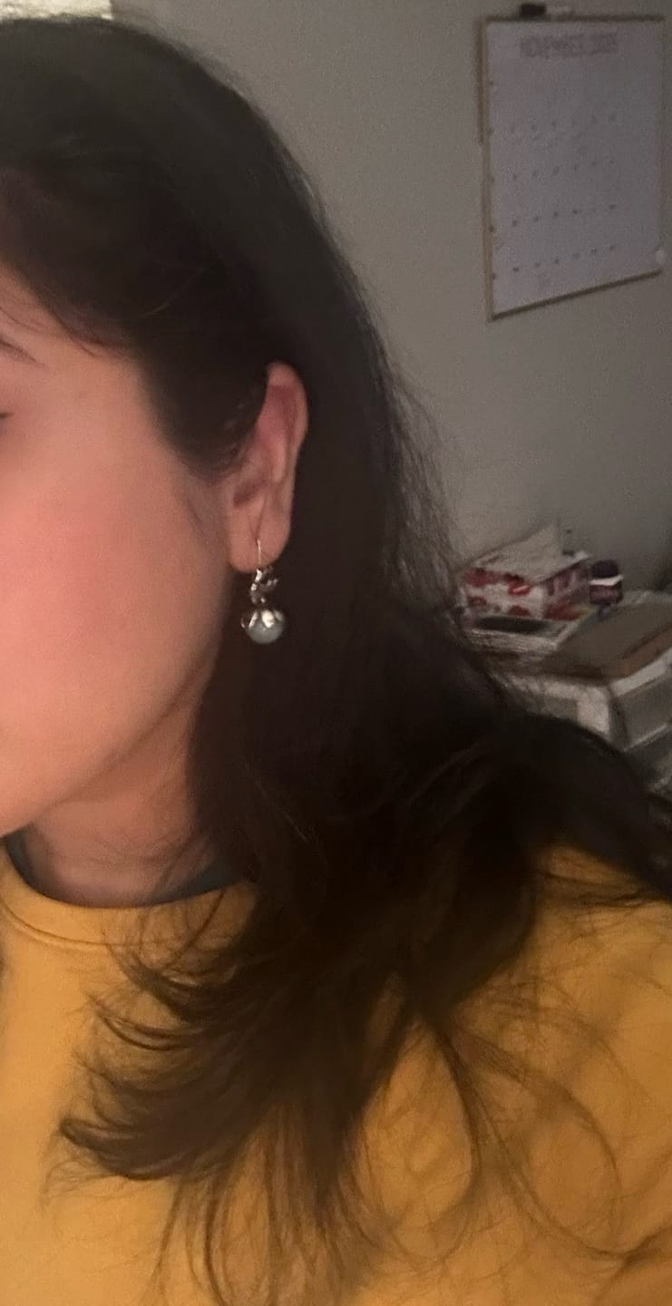 Customer photo review of Women Vintage Jade Lotus Alloy Earrings