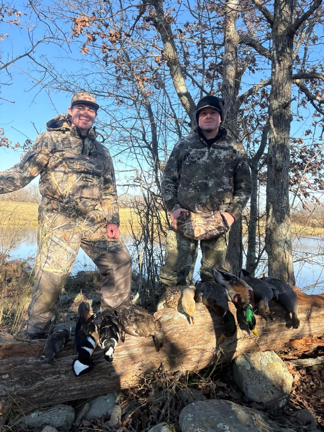 Customer photo review of AquaWade  Men’s Insulated Waders | Lightweight Waterproof Camo  Durable Nylon Hunting Bibs | Bootfoot Breathable Chest Waders with Boots for Duck Hunting