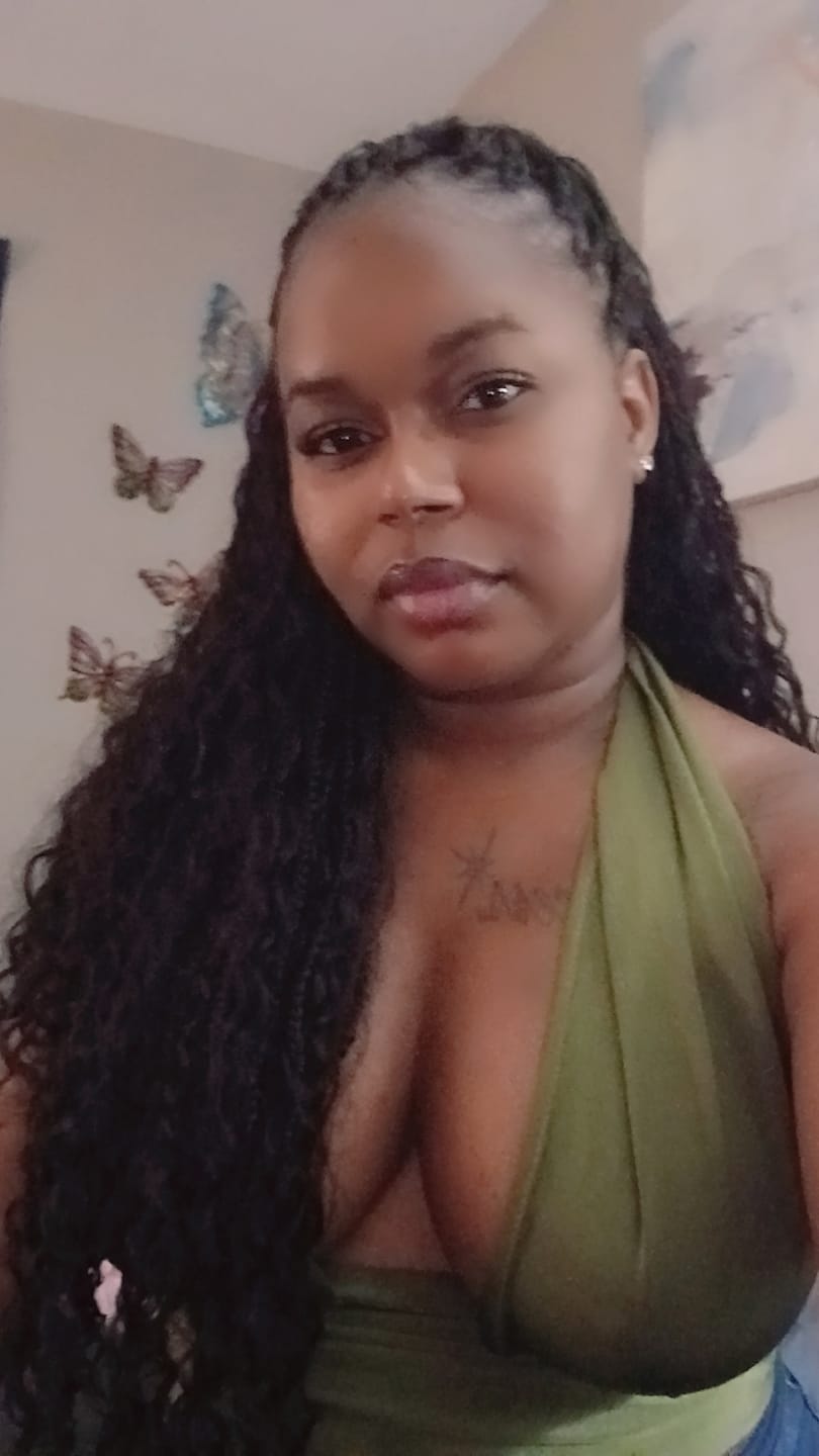 Customer photo review of Wet & Wavy Bulk Hair Extensions for Braiding