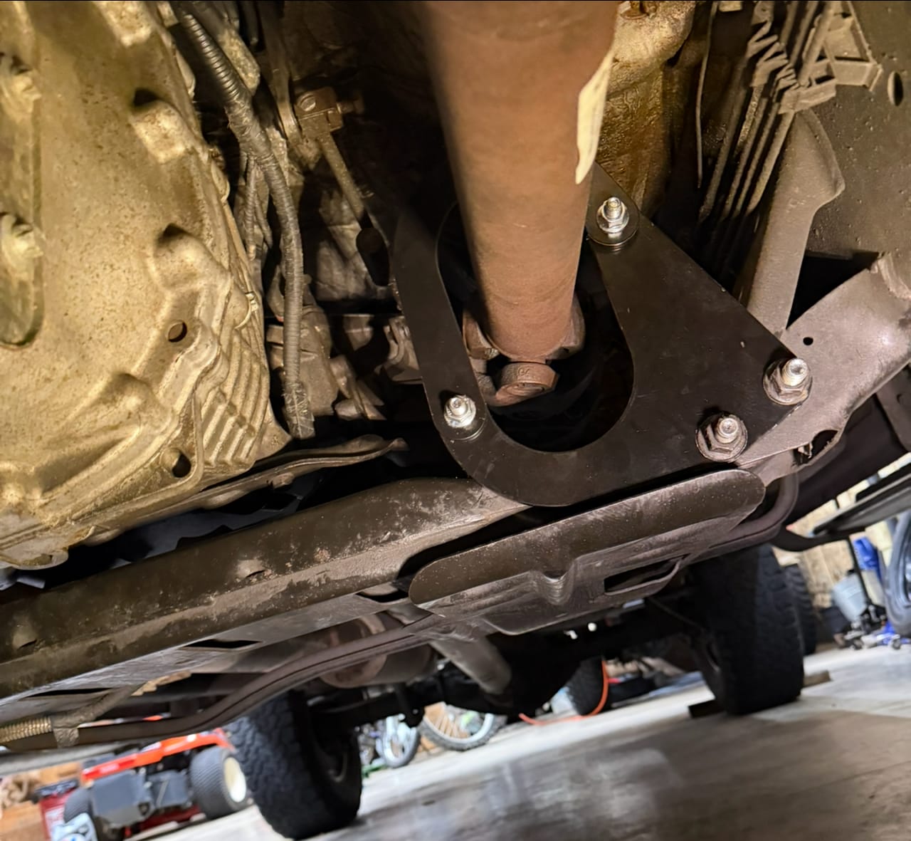 Customer photo review of 2003-2013 Ram 2500, 2003-2012 Ram 3500 Front Driveshaft Loop Kit