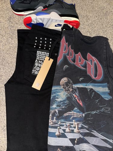 Customer photo review of Godspeed Checkmate Sweatshirt Washed Black