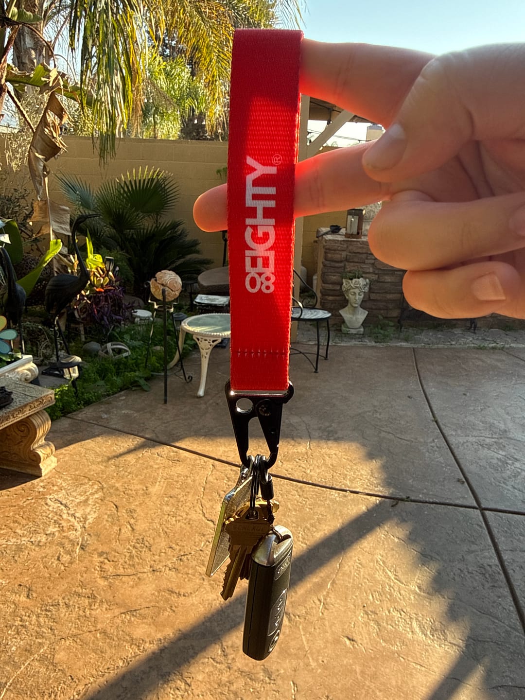 Customer photo review of 80Eighty® Remove Before Launch WristStrap