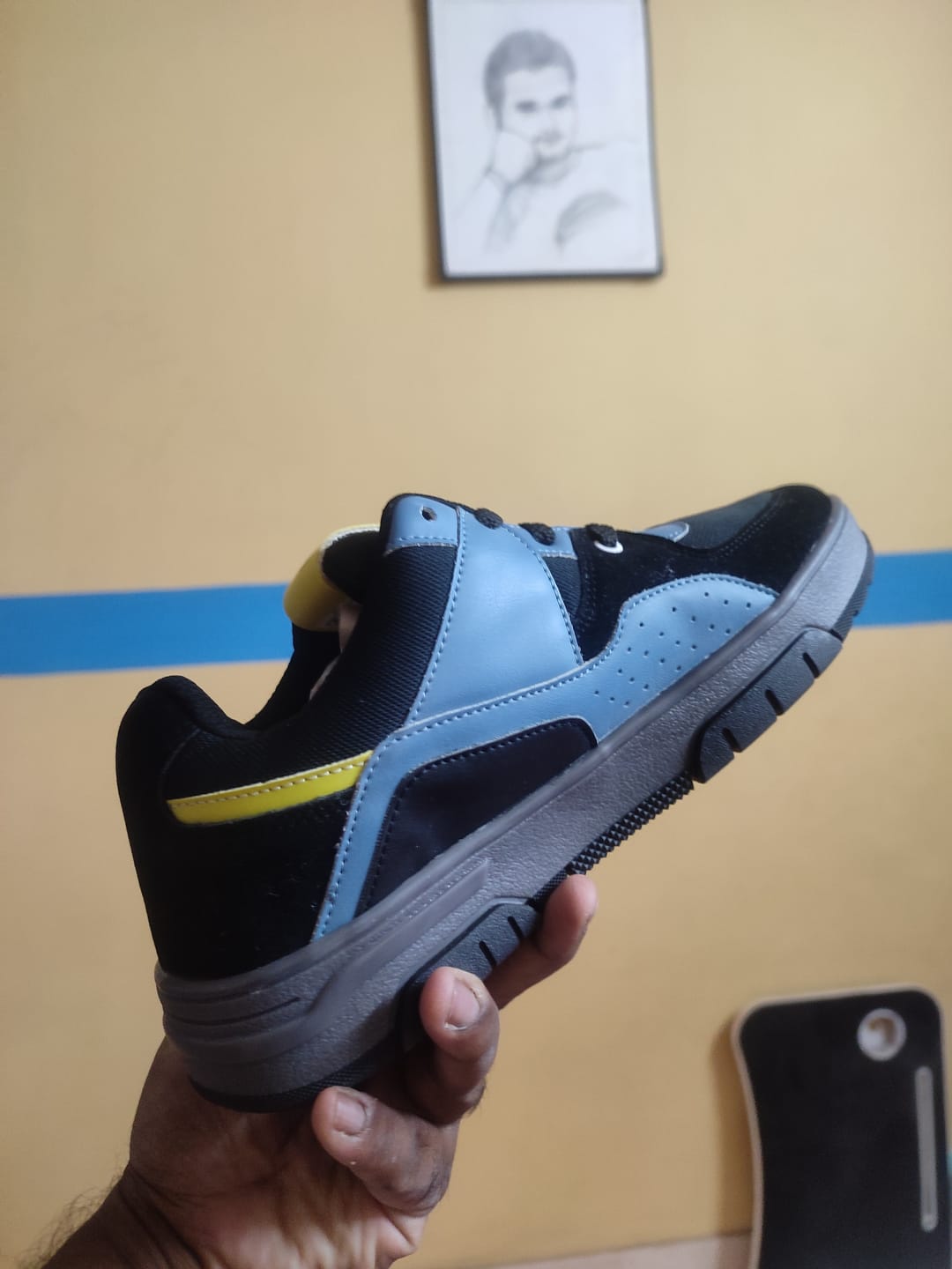 Customer photo review of Bacca Bucci Groove Low Top Sneakers