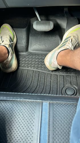 Customer photo review of Pisos Calce Perfecto Ford F150 2021 al 2025 (LARIAT SPORT, LUXURY, PLATINUM)