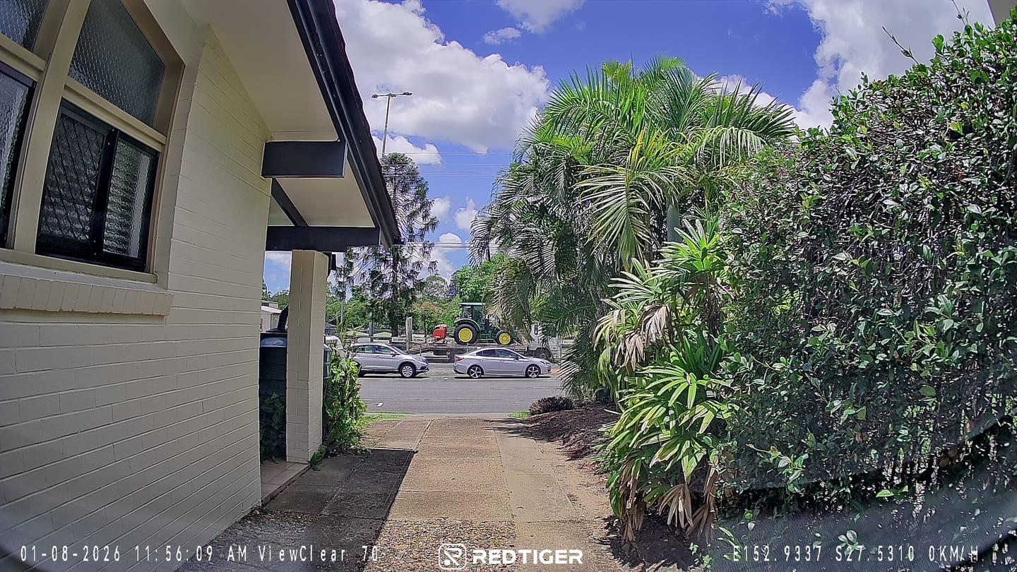 Customer photo review of Redtiger ViewClear 70 4K Dual HDR 5.8Ghz WiFi-6 Hyper Night Clarity Dual Dash Cam