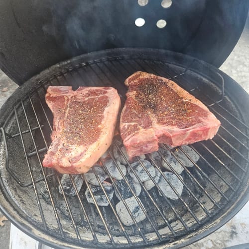 Customer photo review of T-Bone Box