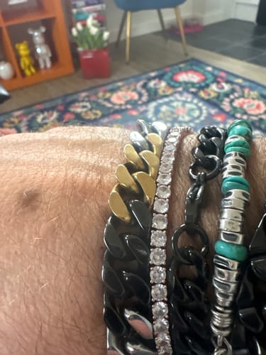 Customer photo review of Black/Rose Gold Tennis Bracelet