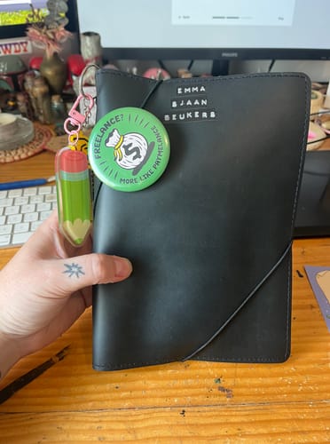 Customer photo review of [CLEARANCE] Refillable Folio - RAVEN BLACK BOOKFOLD