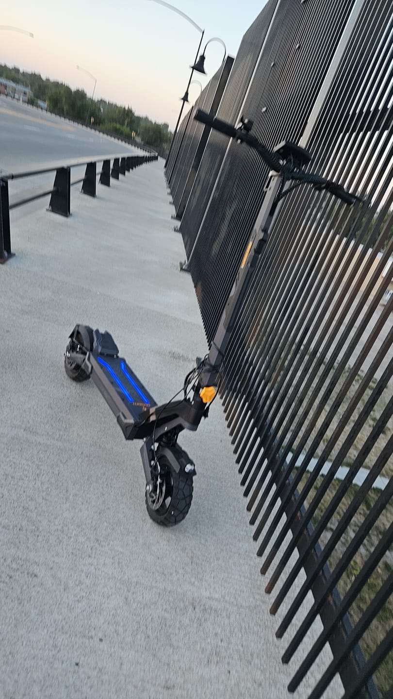Customer photo review of Ausom L2 Max Dual Motor E-scooter