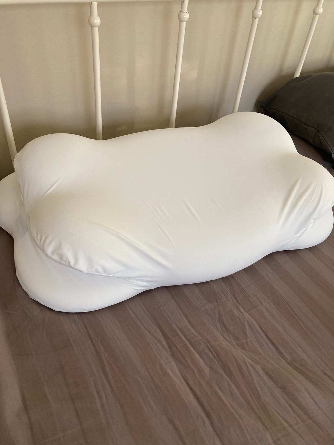 Bokihuk Cloud-Shaped Single-Ear Pillow