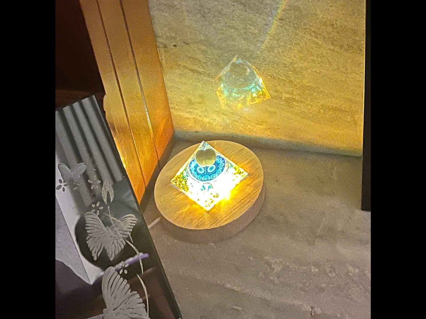 Customer photo review of Luxurious Orgone Pyramids Gift Box