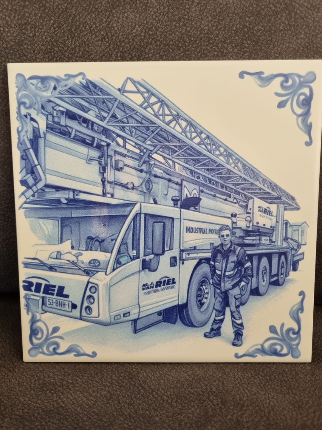 Customer photo review of Delfts Blauw tegeltje bedrukken met eigen auto