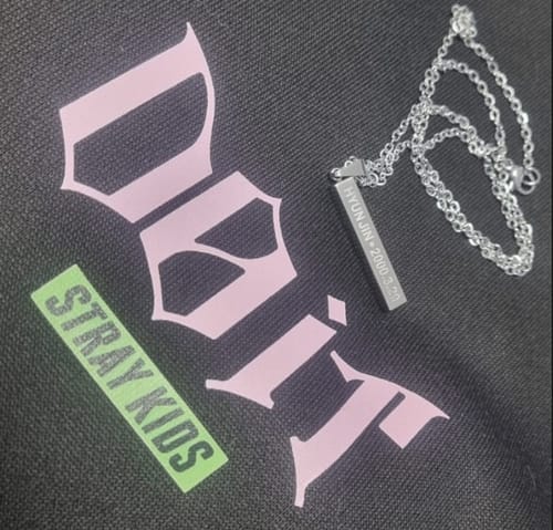 Customer photo review of Cool Versatile Name Square Vertical Bar Necklace