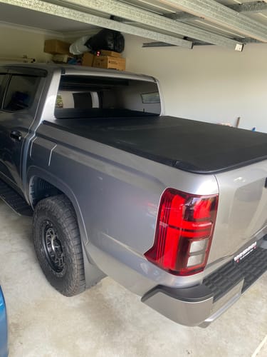 Customer photo review of Tonneau Cover Triton MV Mitsubishi 2024+ Soft Roll Up Cover
