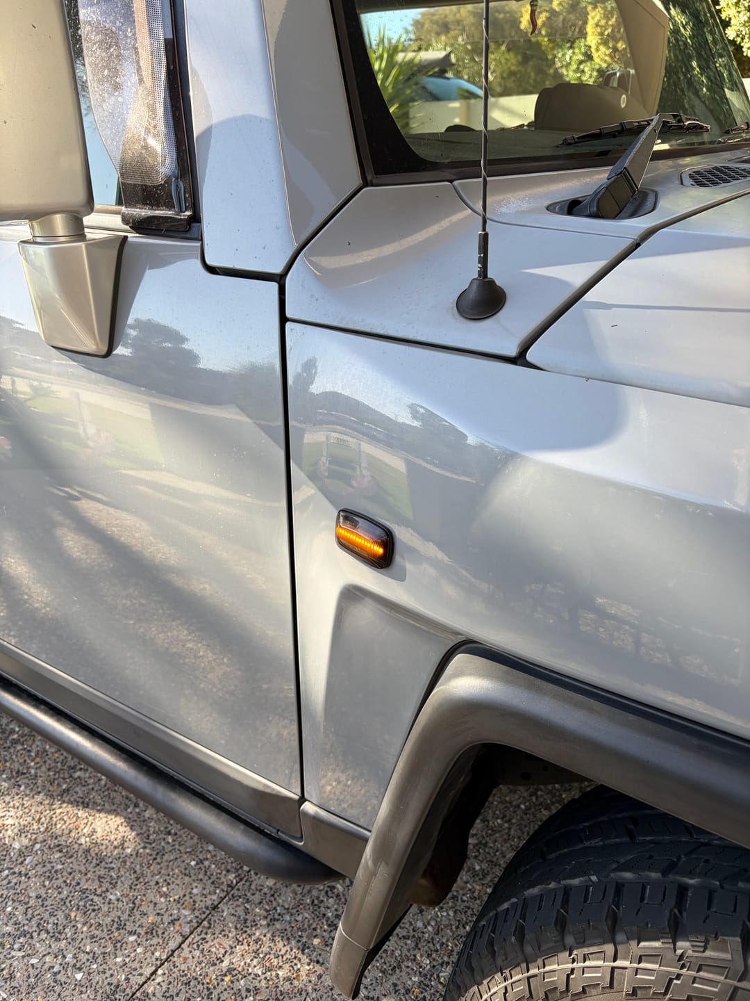 Customer photo review of Sequential Side Indicators to suit 80/100/105 series Toyota Landcruiser