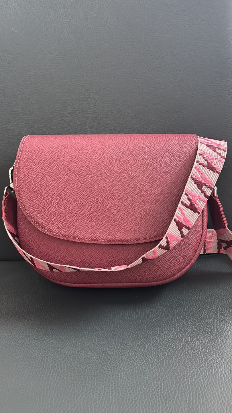 Customer photo review of DIY-Box: The Modern Saddle