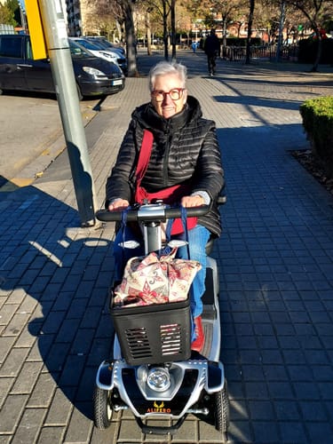 Customer photo review of Scooter Eléctrico para mayores y personas con discapacidad Modelo MATE