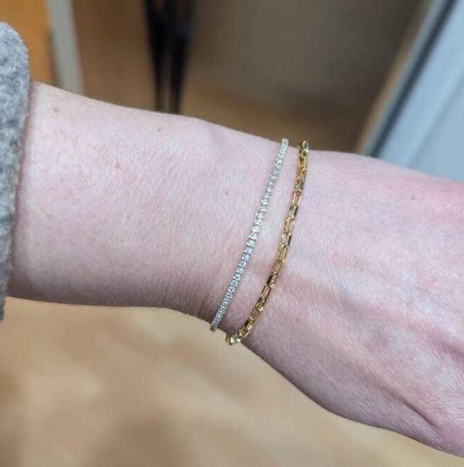 Customer photo review of 3MM 4MM 5MM 6.5MM Moissanite Tennis Chain Bracelet