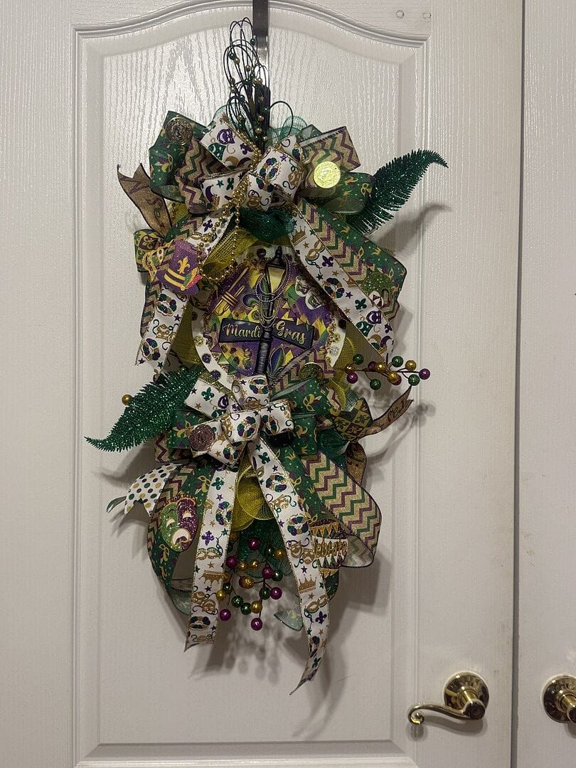 Customer photo review of White Mardi Gras Pattern Ribbon - ( 1-1/2 Inch | 10 Yards )