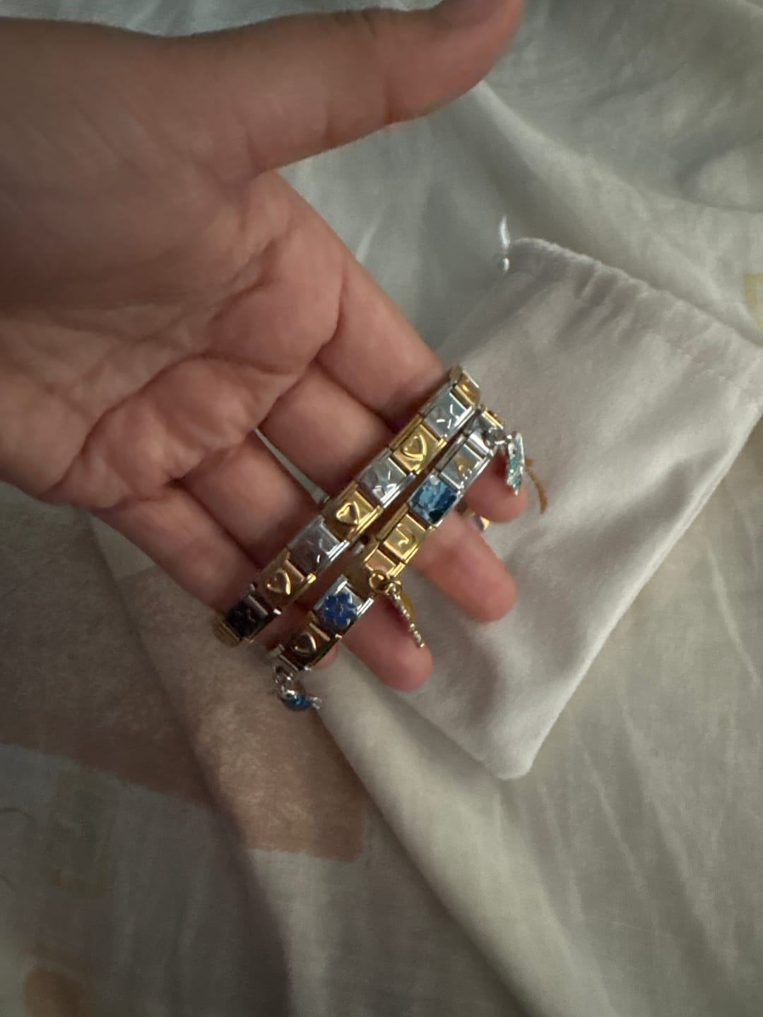 Customer photo review of Charm Estrella de Mar Rosa