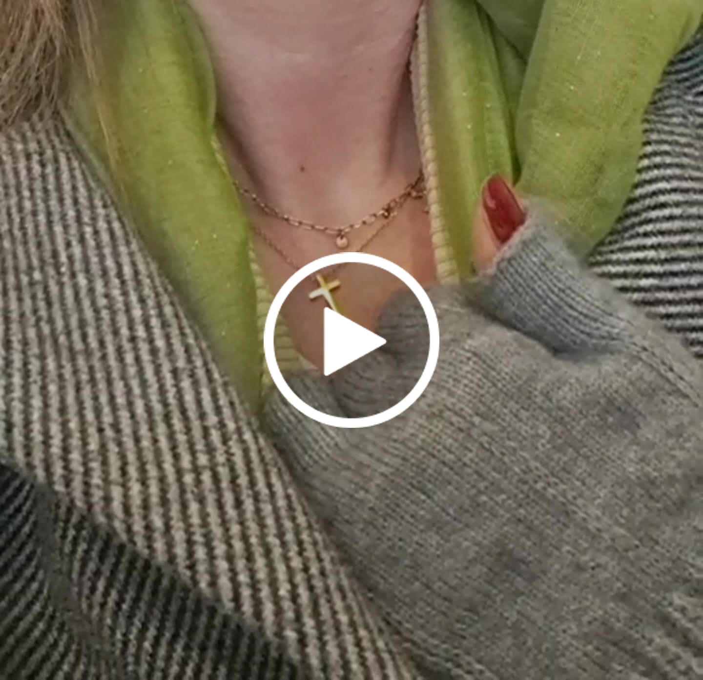 Customer video review of Collar Mesías