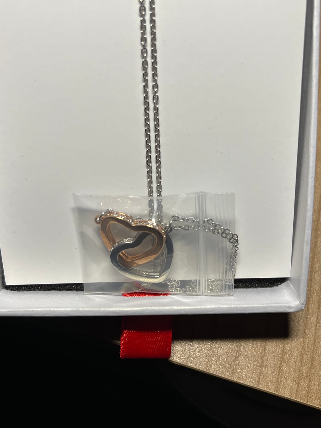 Customer photo review of Für Meine Enkeltochter - Herz-Halskette - Von Großeltern