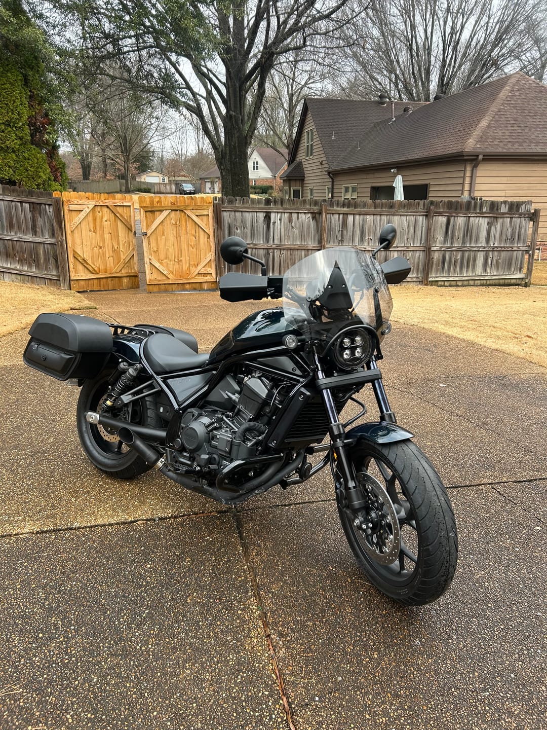 Customer photo review of 28L - Pantheon Medium Quick Mount Honda Rebel 1100 Motorcycle Saddlebags
