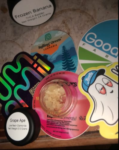 Customer photo review of Grape Ape | Live Resin Diamonds