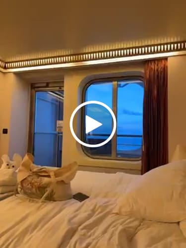 Customer video review of Eiffel Tower Pixel Puzzle