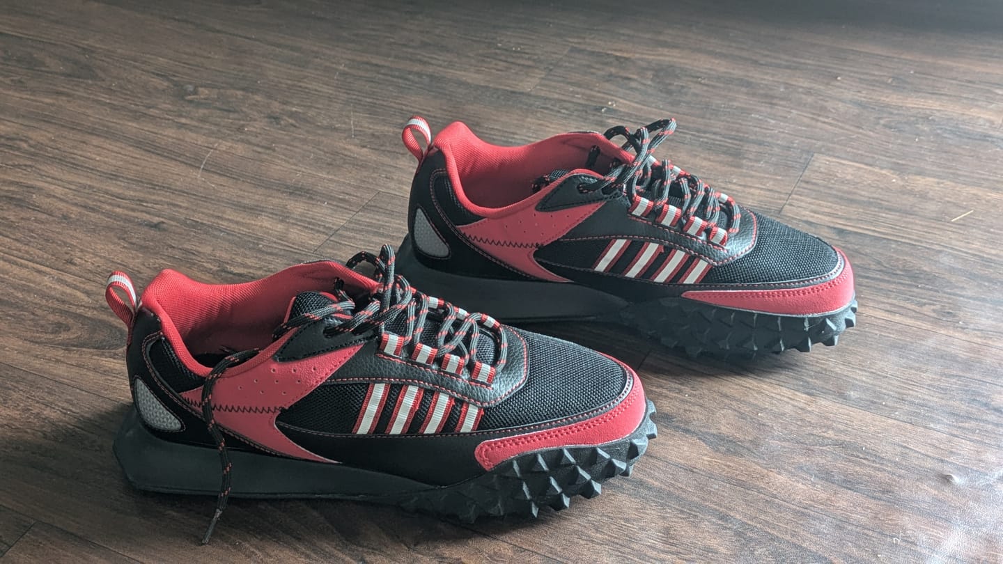 Customer photo review of Bacca Bucci x House of the Dragon Sneakers