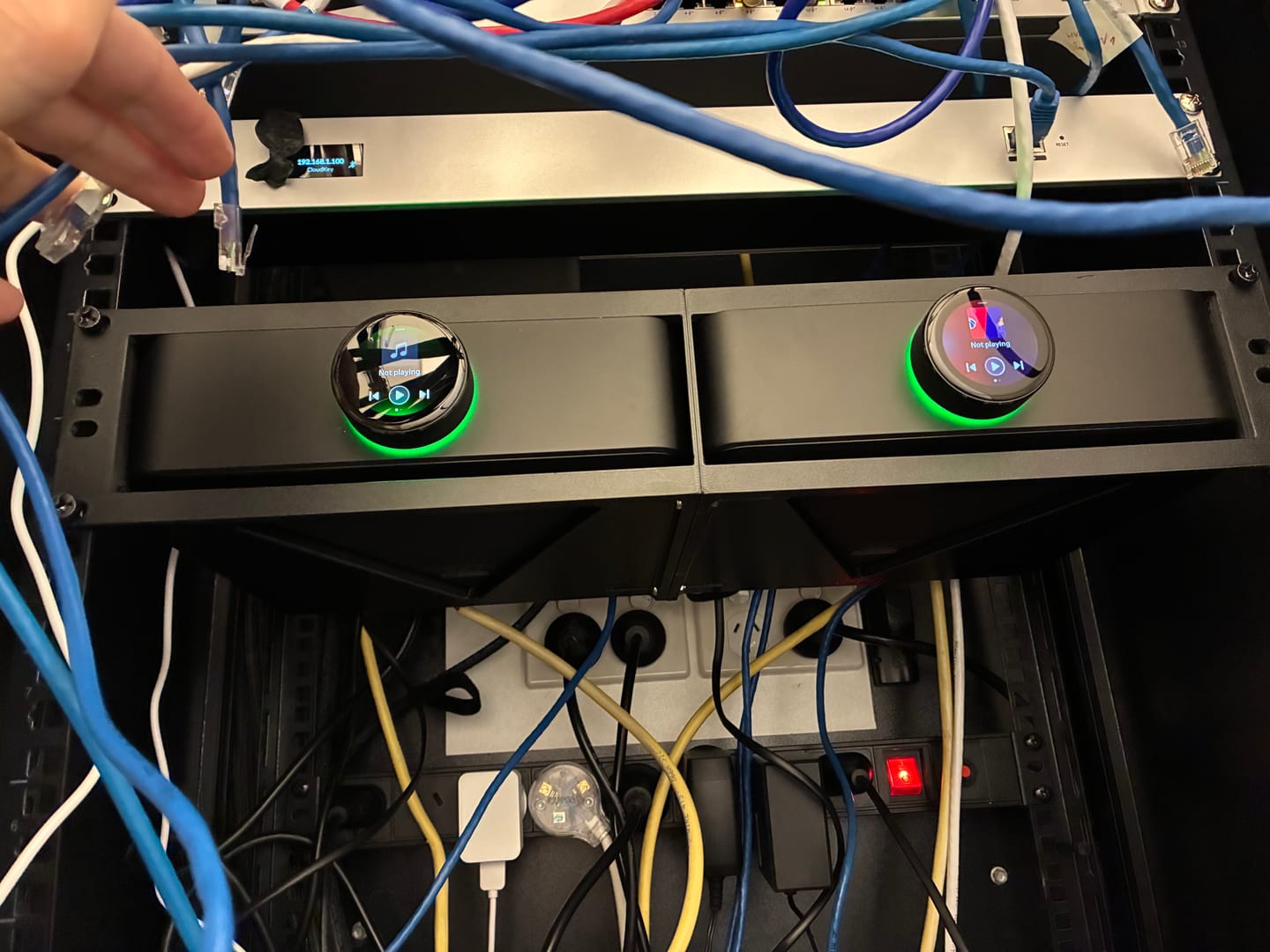 Customer photo review of Rack mount for 2x Ubiquiti Unifi Play PowerAmp amplifiers