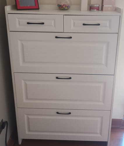 Customer photo review of Zapatera de Alta Calidad Organizador de Zapatos con Diseño Sofisticado