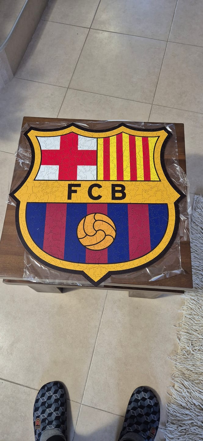 Customer photo review of FC Barcelona® Logo - Wooden Puzzle