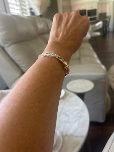Customer photo review of Besque® Magic Body Oil - Unscented