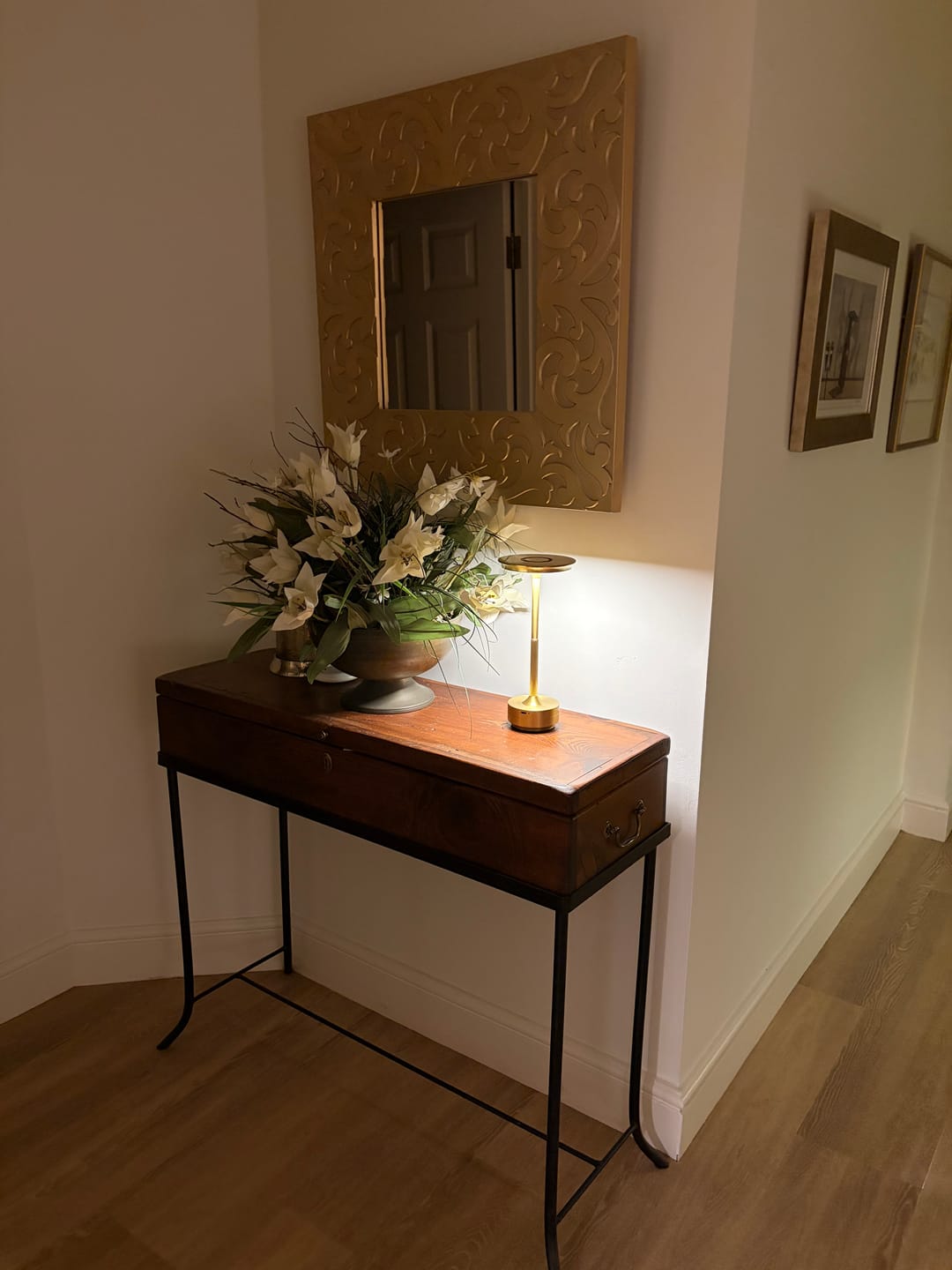Customer photo review of Cordless Modern Aura Table Lamp - Cordless Table Lamp with Touch Control & Modern Nordic Design