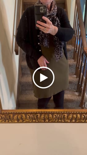 Customer video review of Ellis Seamless Tights - Black