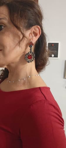 Customer photo review of Orecchini Nairobi red