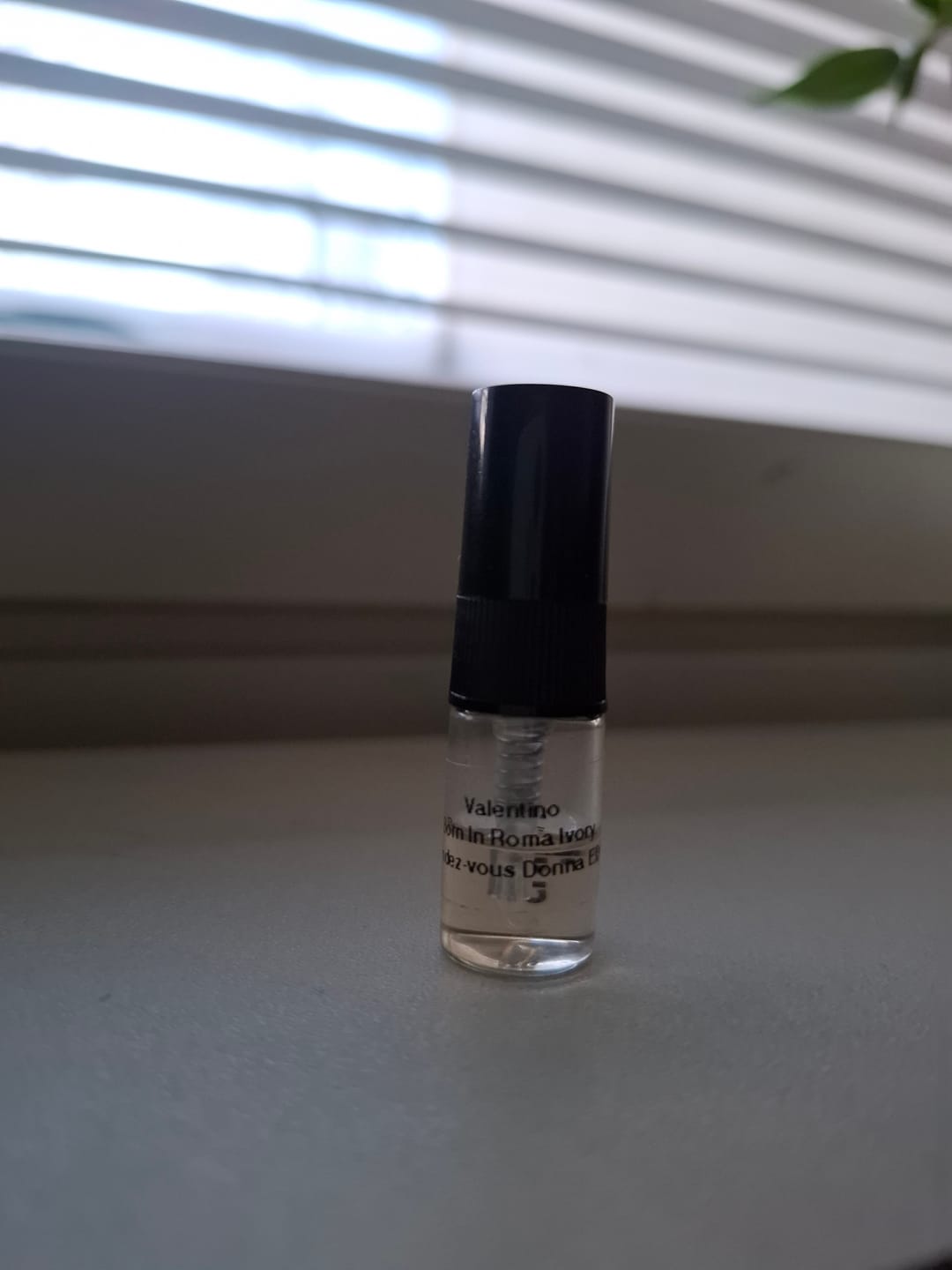 Customer photo review of Valentino Born In Roma Ivory Rendez-vous Donna Eau De Parfum
