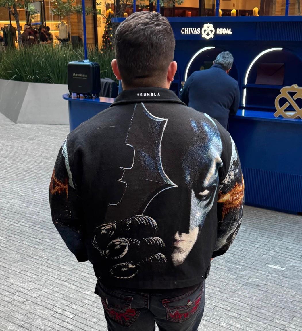 Customer photo review of 5177 - Batman Limited Edition Tapestry Jackets