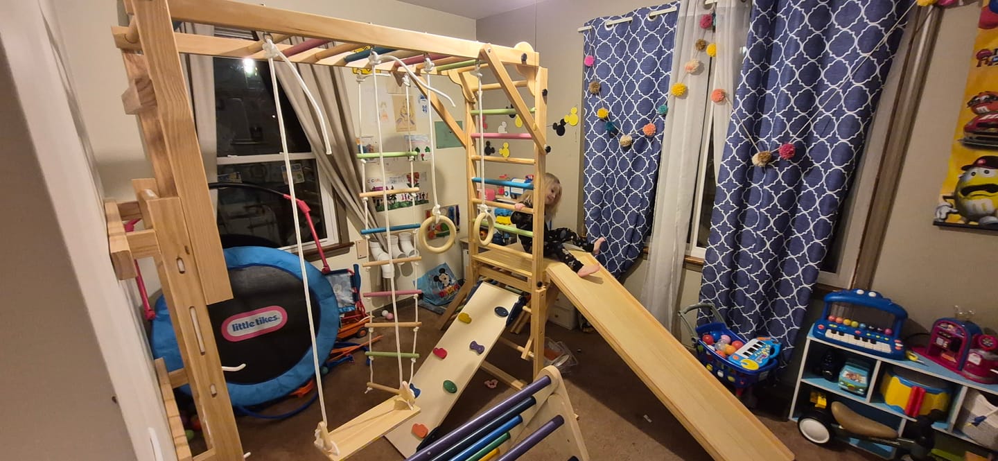 Customer photo review of Grove | Foldable Jungle Gym - Wall Mounted - Color Bars