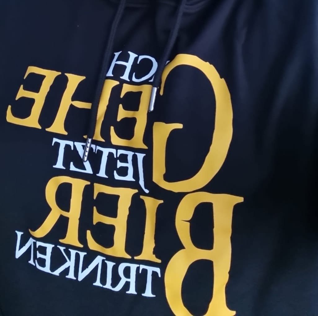 Customer photo review of ICH GEHE JETZT BIER TRINKEN Beidseitig | Basic Hoodie Unisex