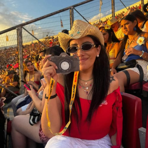 Customer photo review of TOP EMMA ROJO