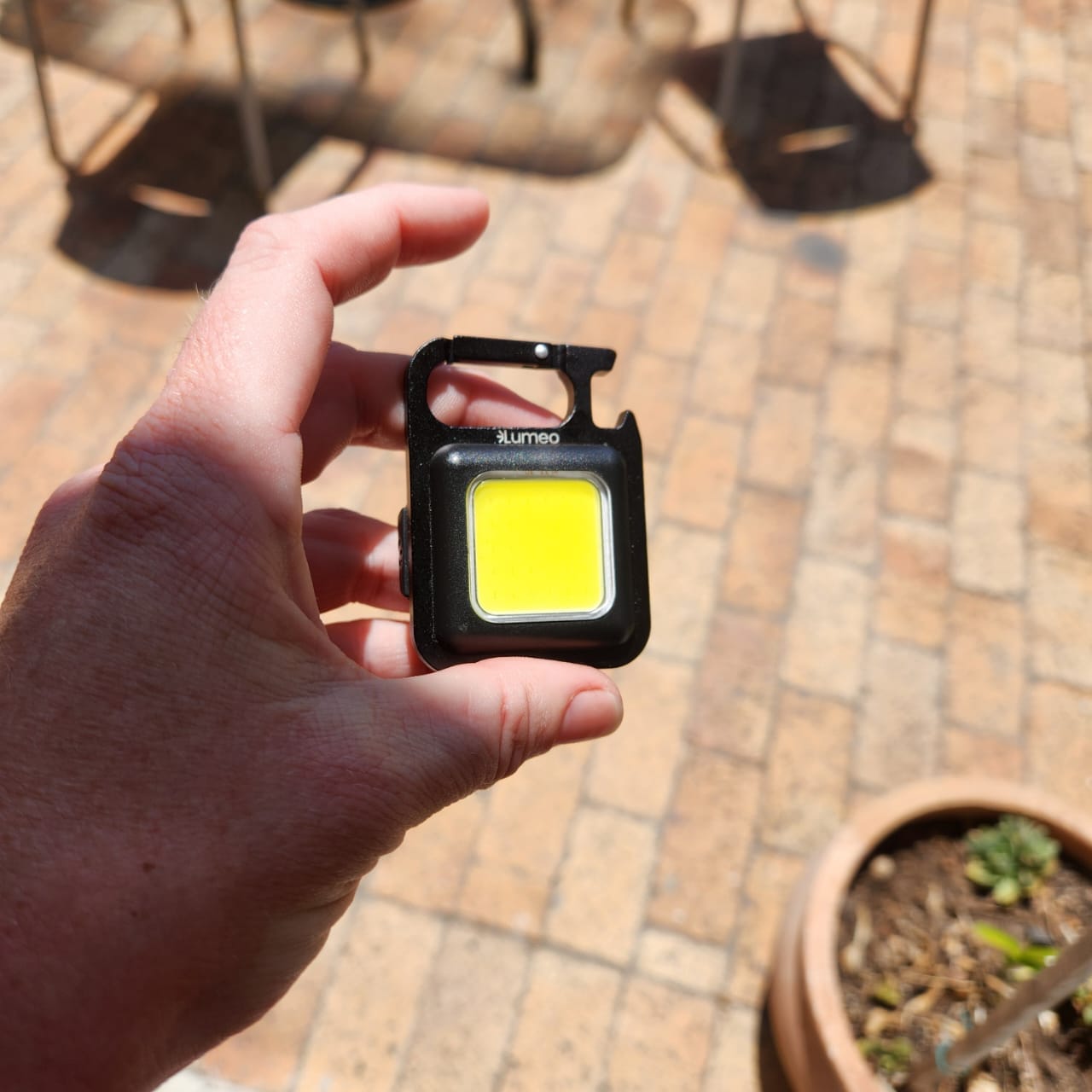 Customer photo review of Lumeo Pro BrightBuddy Keychain Light