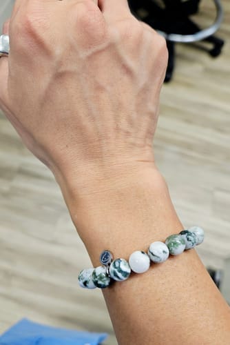 Customer photo review of Tree Agate Bracelet